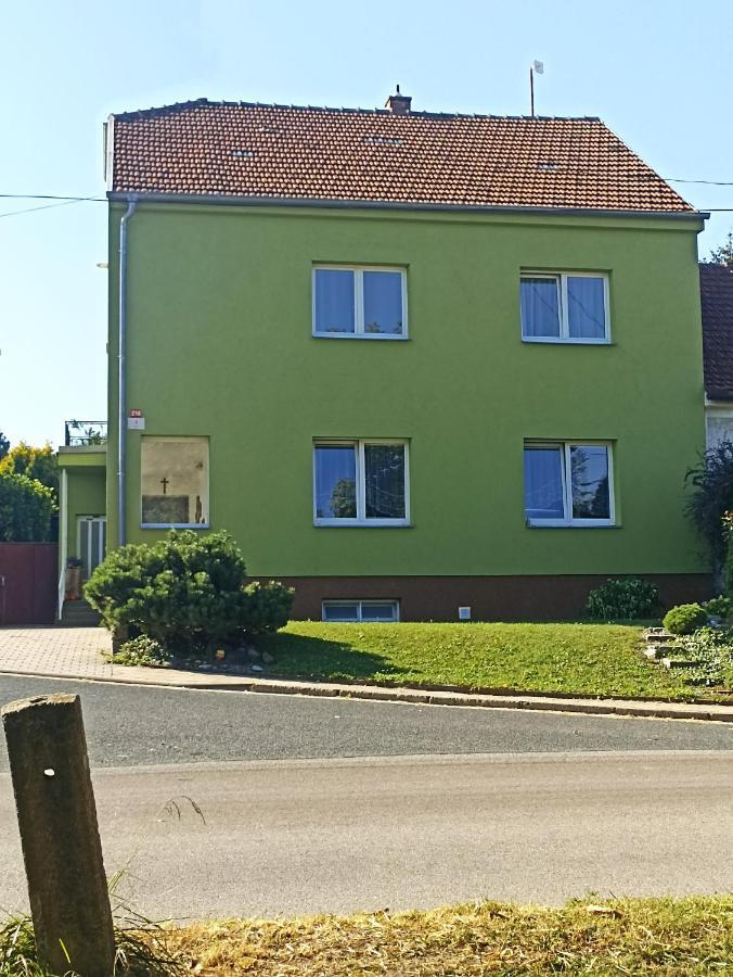 Ubytovani V Rodinnem Dome Ostopovice Exteriér fotografie